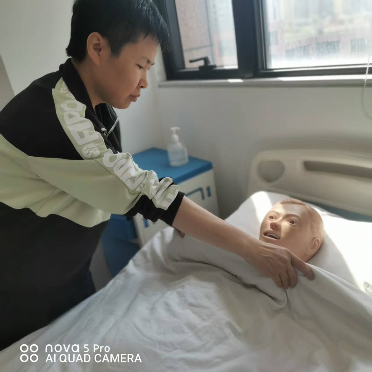 阿姨照片